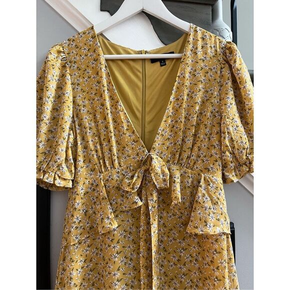 Lulus Yellow Tie Front Ruffle Daisy Print Midi Dress sz S EUC - Picture 2 of 7